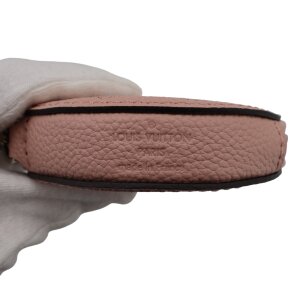 Louis Vuitton Bella Magnolia Carrier bags Louis Vuitton 35