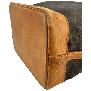 Louis Vuitton Sac Noe Grand Monogram Canvas Carrier bags Louis Vuitton 33