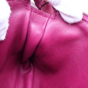 Louis Vuitton Pochette Accessoires Charms Fuchsia Handtaschen Louis Vuitton 33