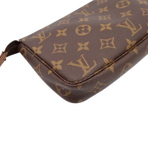 Louis Vuitton Pochette Accessoires Monogram Canvas Handtaschen Louis Vuitton 23