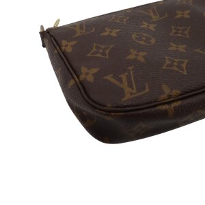 Louis Vuitton Pochette Accessoires Monogram Canvas Handtaschen Louis Vuitton 27