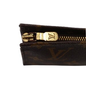 Louis Vuitton Poche Toilette 15 Monogram Canvas Kleinlederwaren Louis Vuitton 17