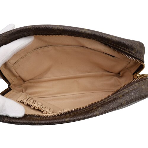 Louis Vuitton Trousse Toilette 23 Monogram Canvas For men Louis Vuitton 12