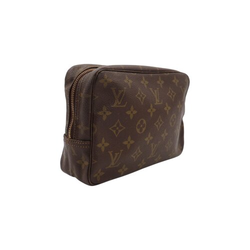 Louis Vuitton Trousse Toilette 23 Monogram Canvas For men Louis Vuitton 6