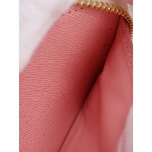 Louis Vuitton Damier Azur X-Mas 2018 Zippy Geldbörsen Louis Vuitton 21