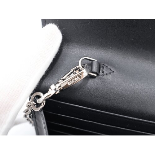 MCM Patricia Geldbörse mit Schulterkette Geldbörsen MCM 13