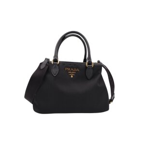 Prada Nylon Tasche mit Schulterriemen Handtaschen Prada 22