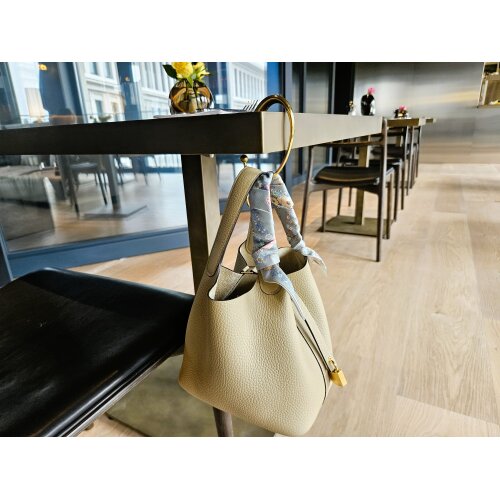 Taschenhalter für den Tisch – Goldfarben NEU im SHOP Luxury Planet 6
